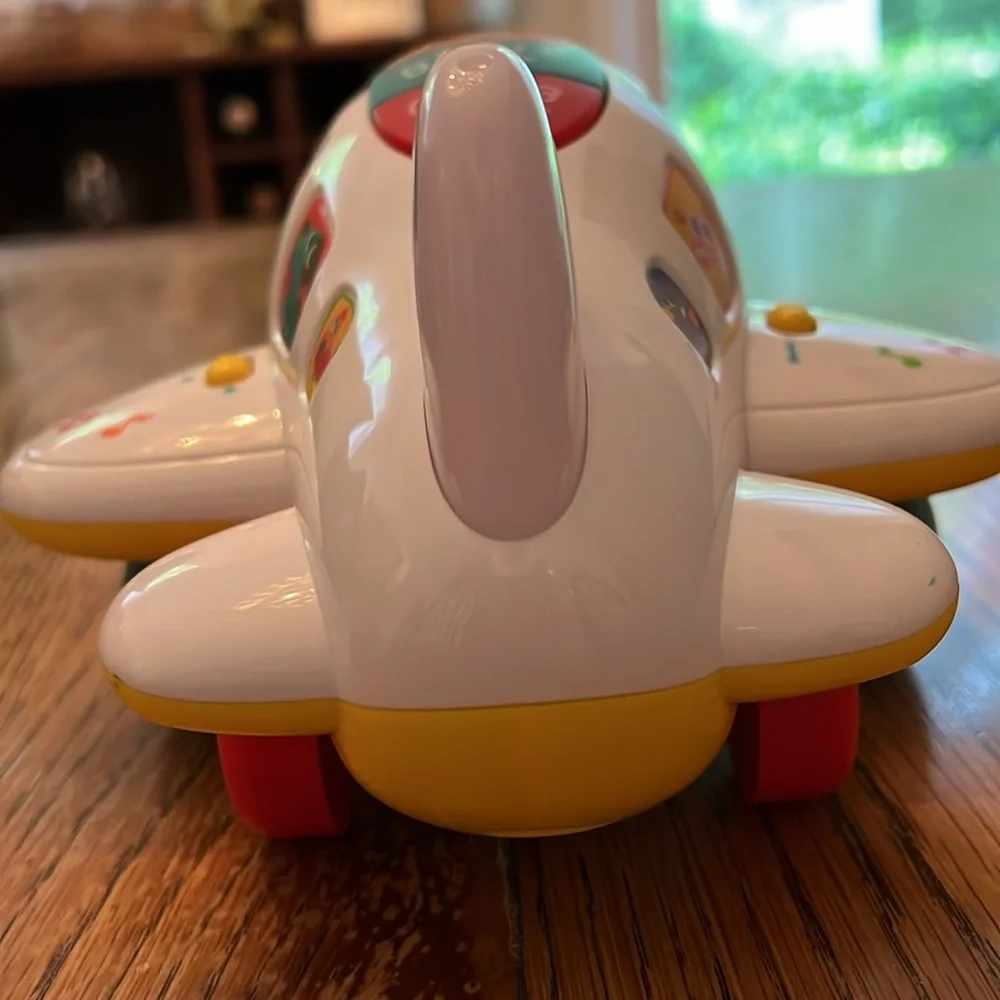FISHER PRICE MUSICAL AIRPLANE FOR BABIES